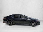 2022 Toyota Camry SE Auto (SE)
