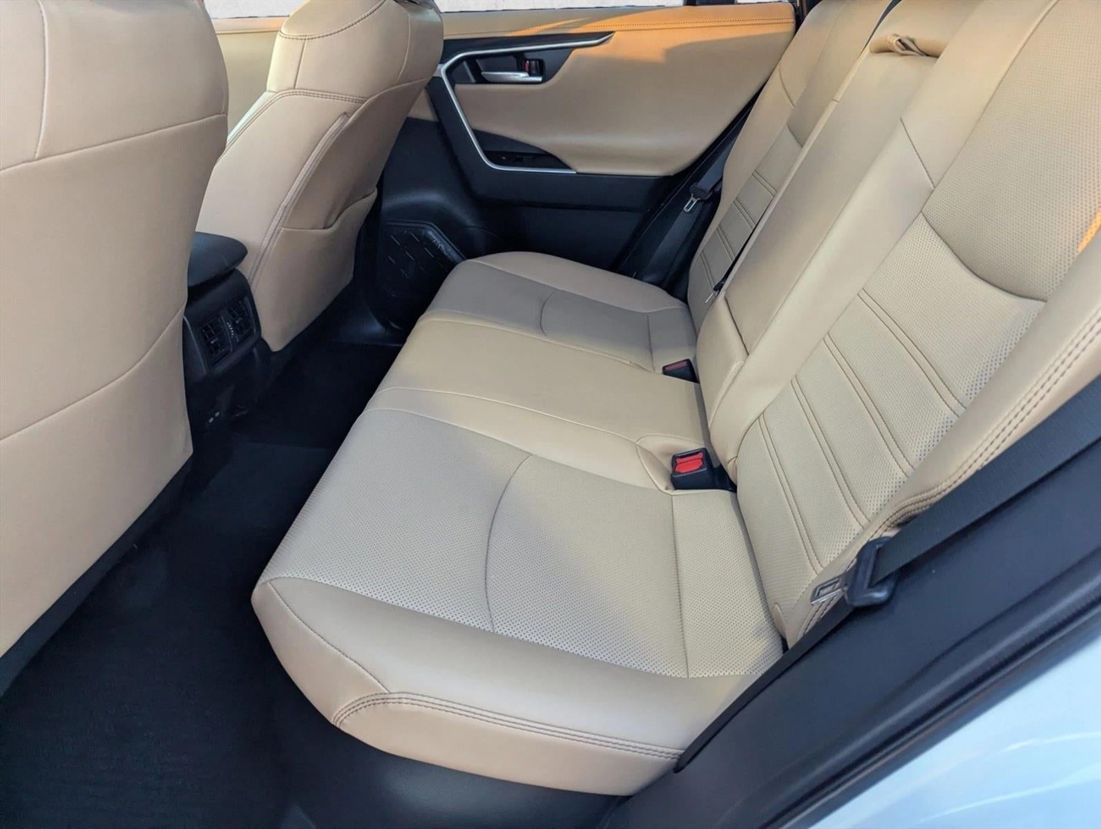 2023 Toyota RAV4 Hybrid Limited AWD (Natl)