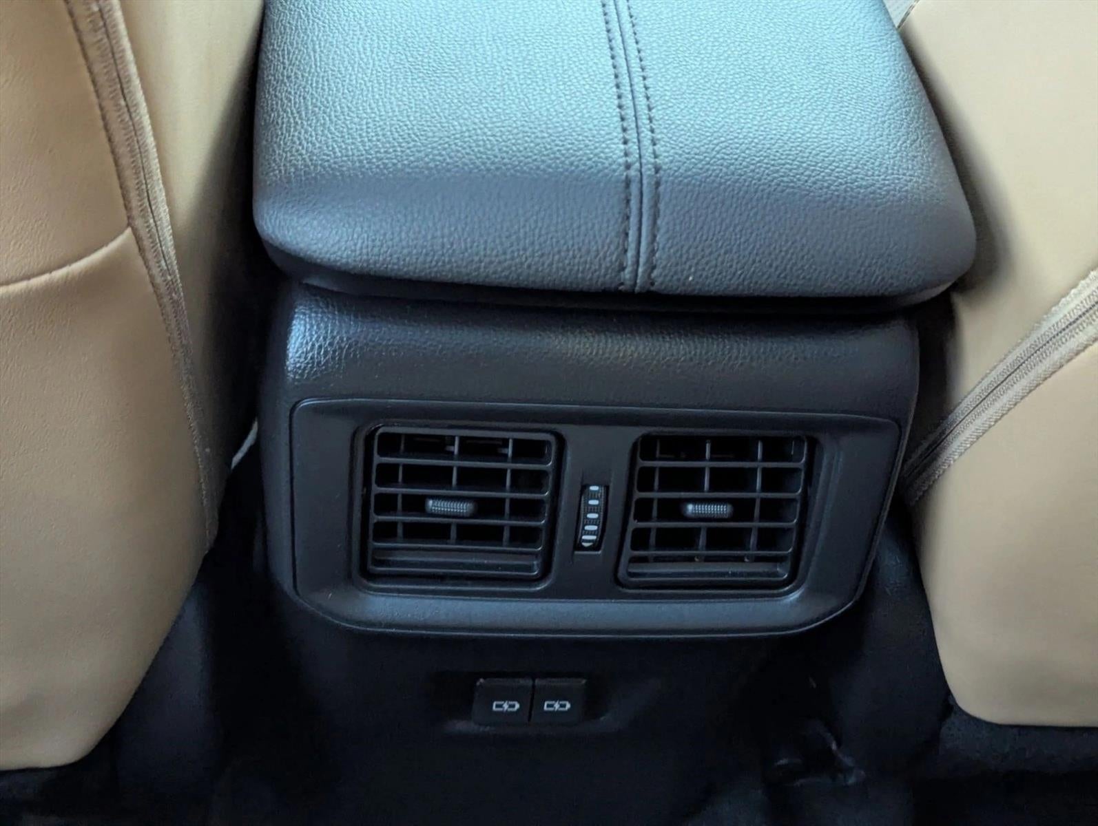 2023 Toyota RAV4 Hybrid Limited AWD (Natl)