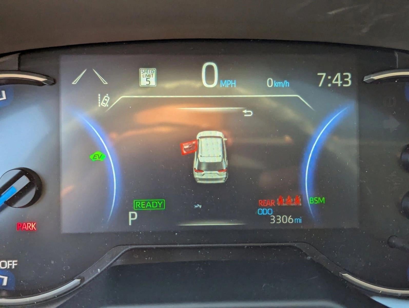 2025 Toyota RAV4 Hybrid XLE AWD (Natl)