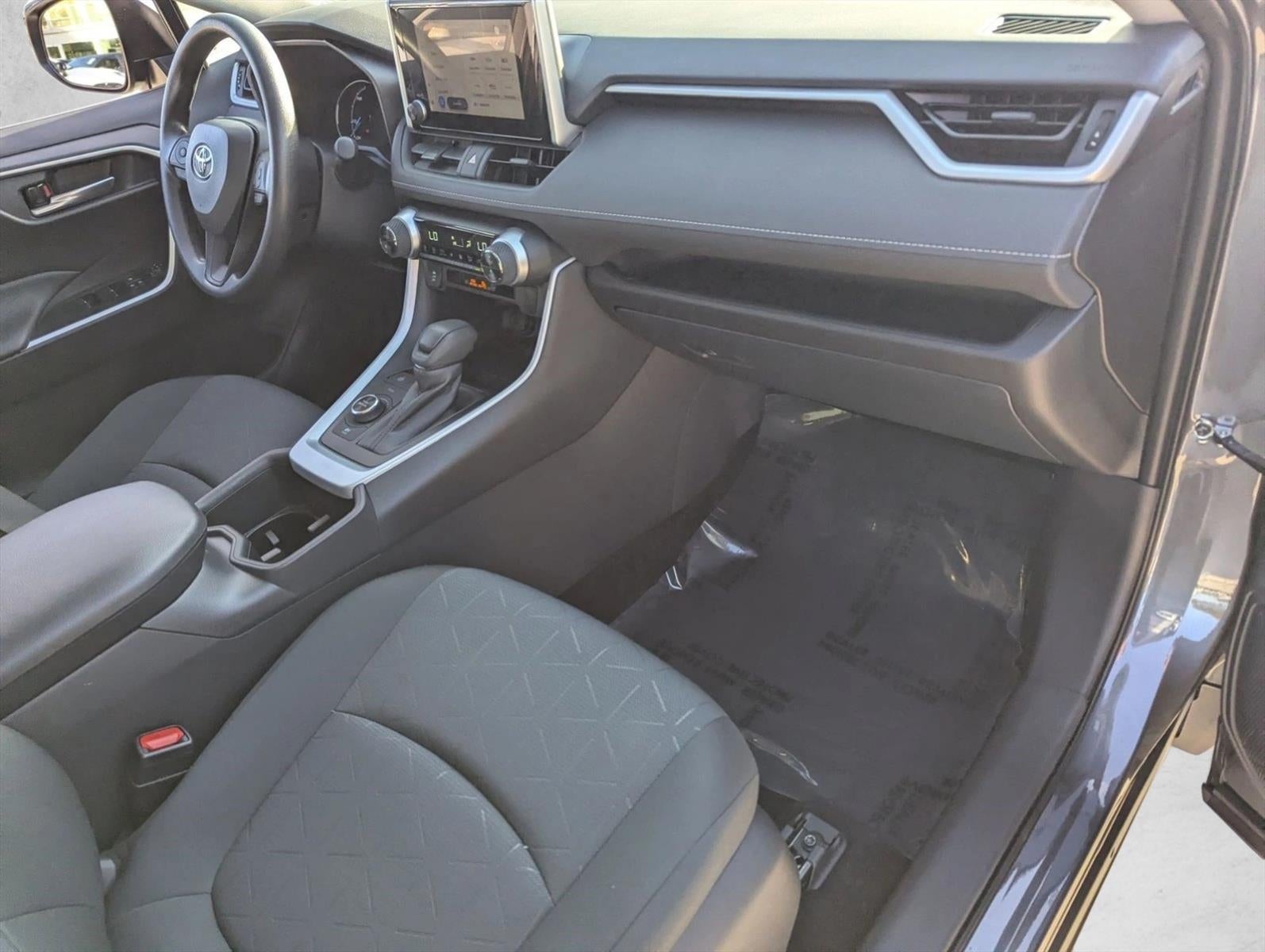 2025 Toyota RAV4 Hybrid XLE AWD (Natl)