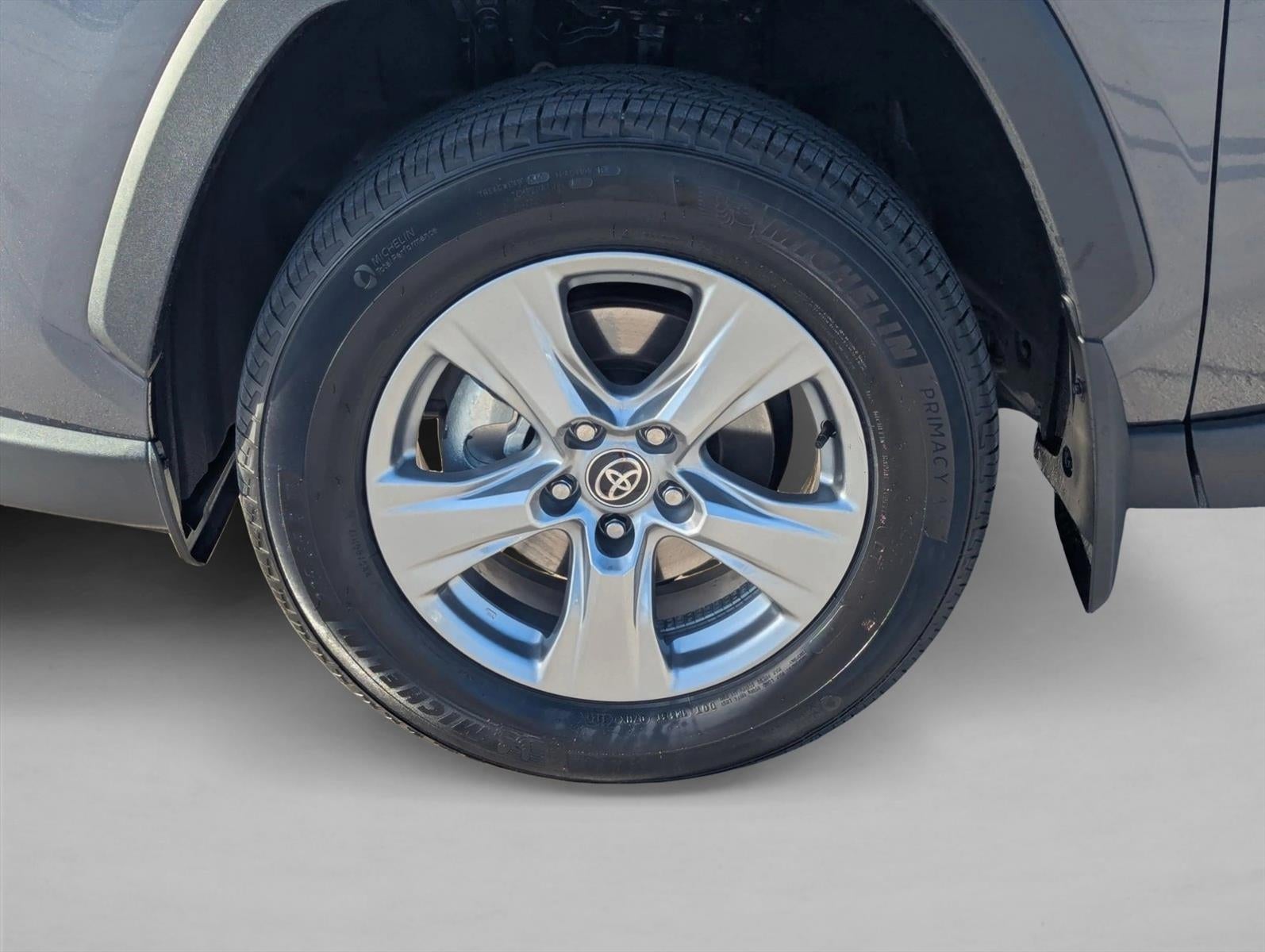 2025 Toyota RAV4 Hybrid XLE AWD (Natl)