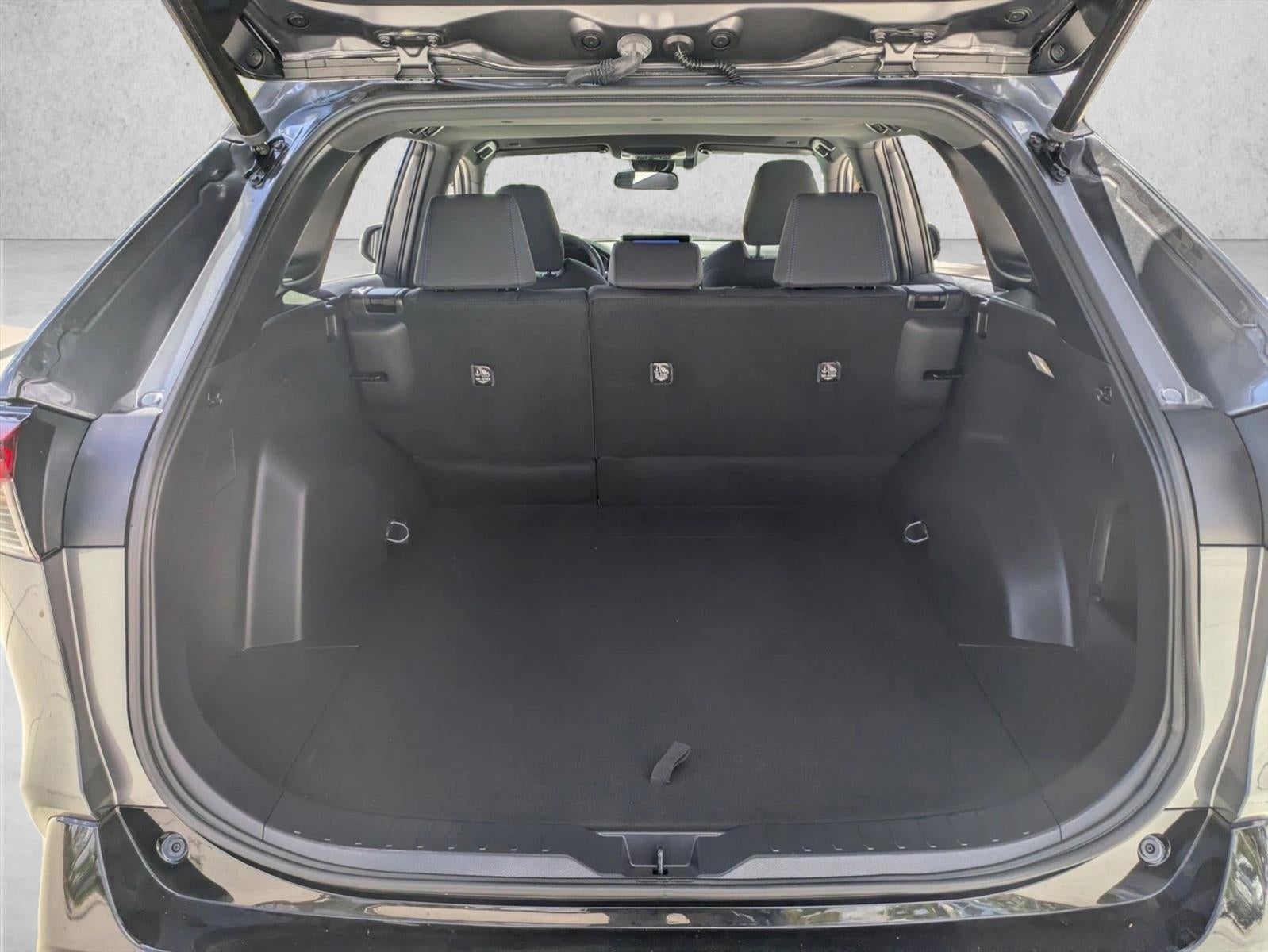 2023 Toyota RAV4 Hybrid SE AWD (Natl)