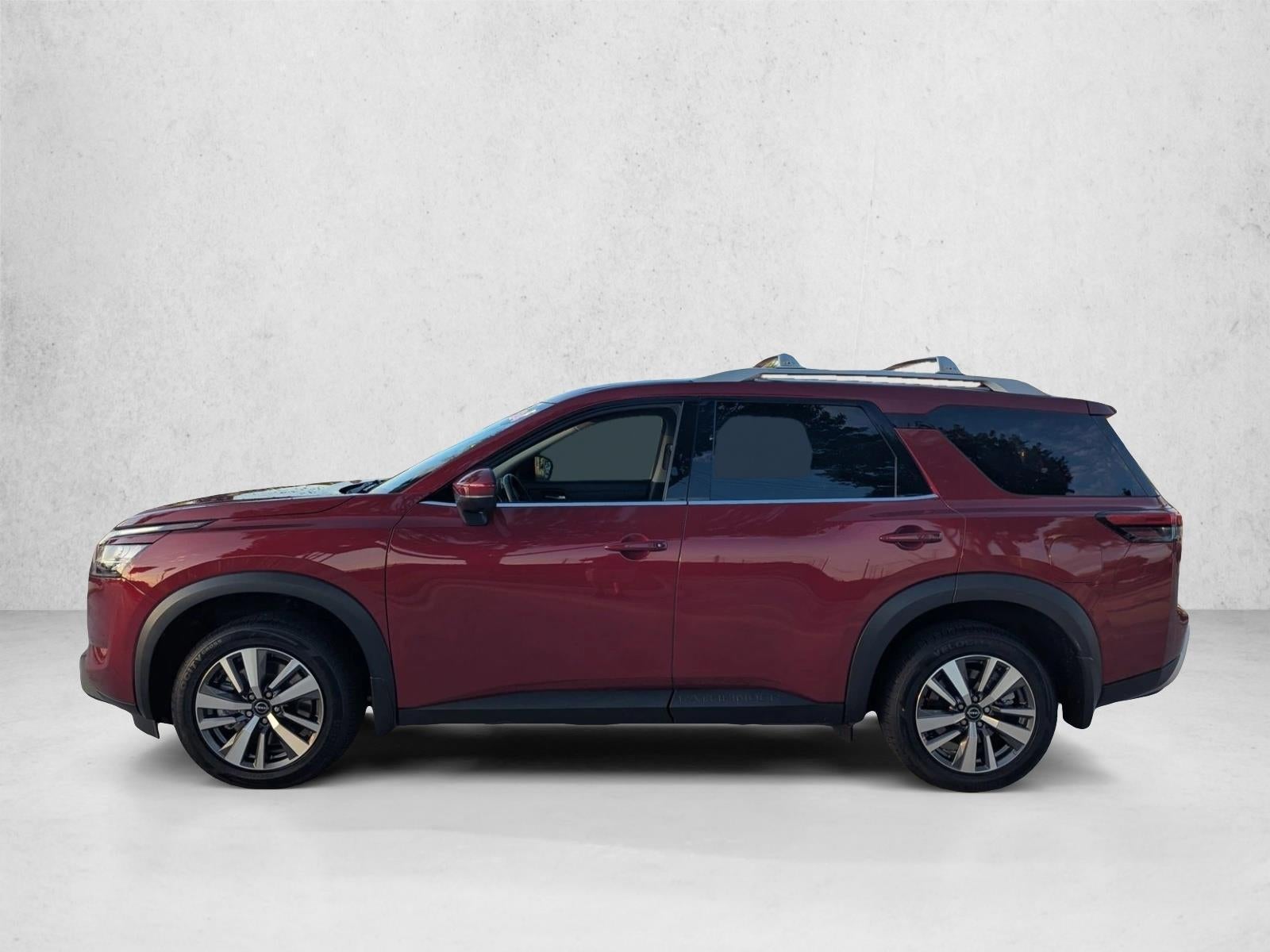 2024 Nissan Pathfinder SL 2WD