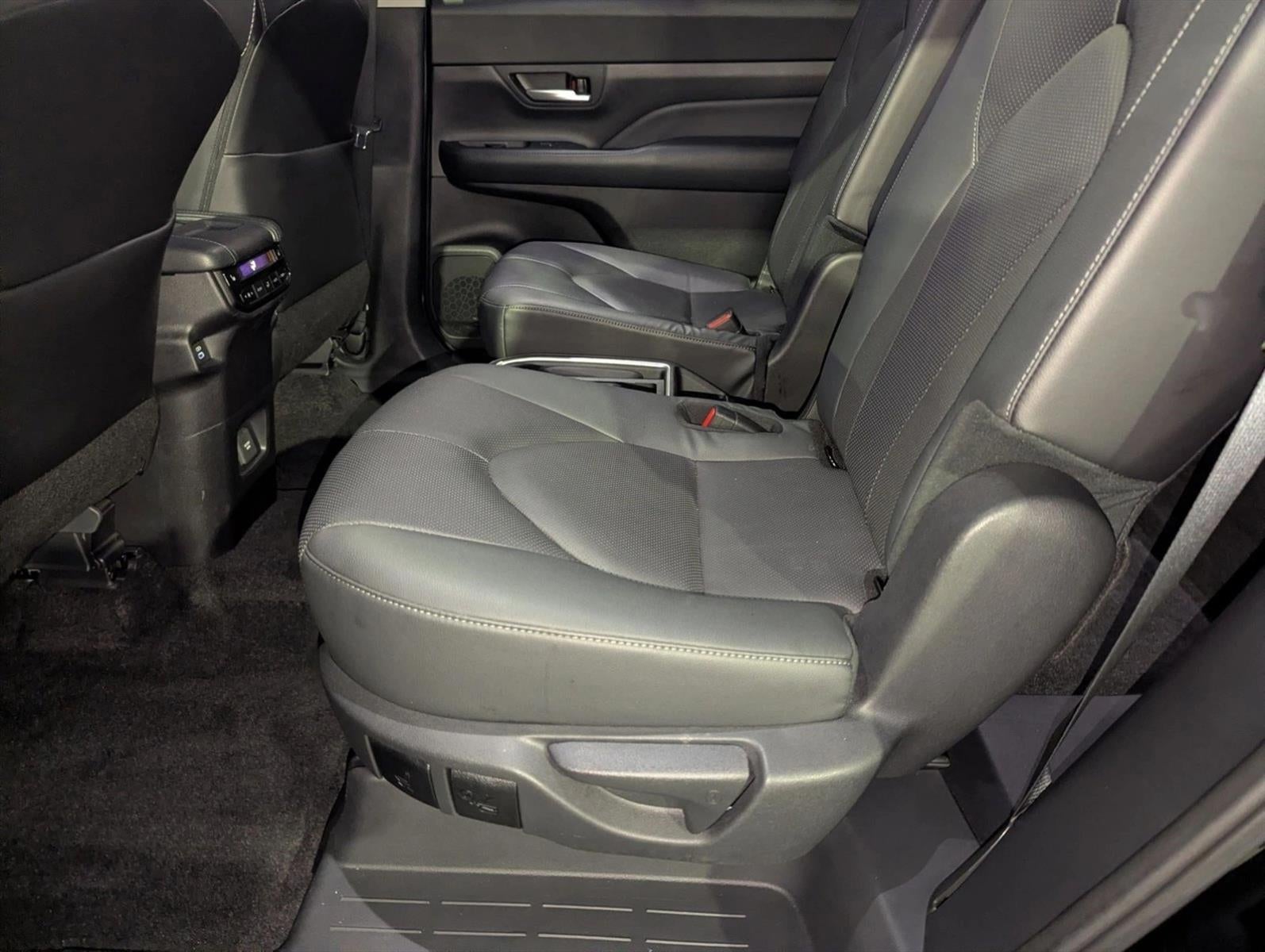 2024 Toyota Grand Highlander Limited AWD (Natl)