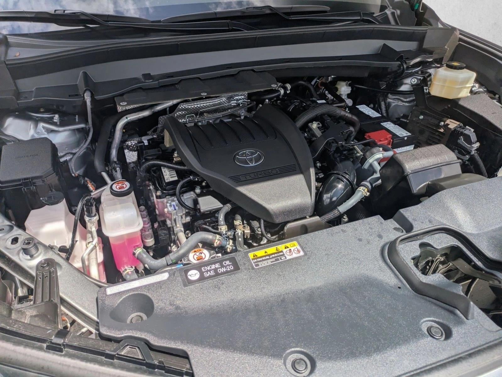 2025 Toyota Grand Highlander Platinum AWD (Natl)