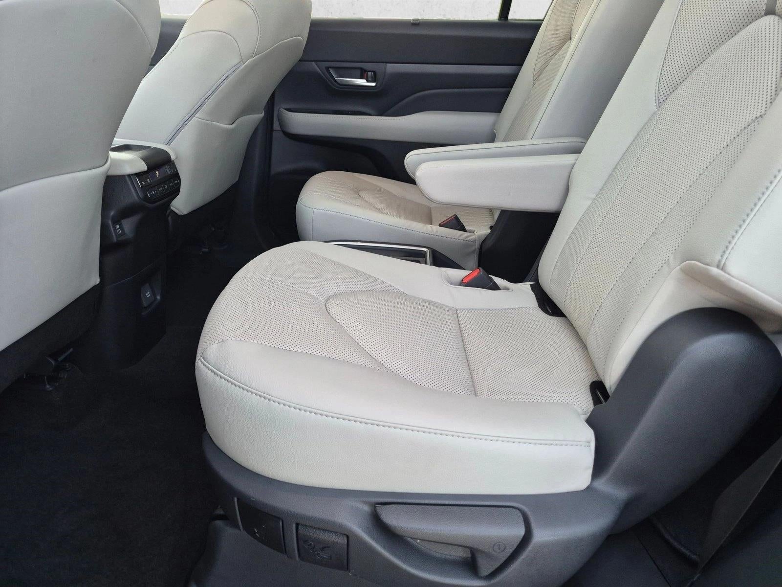 2024 Toyota Grand Highlander Platinum AWD (Natl)