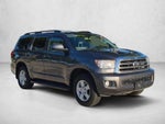 2017 Toyota Sequoia SR5 4WD FFV (Natl)