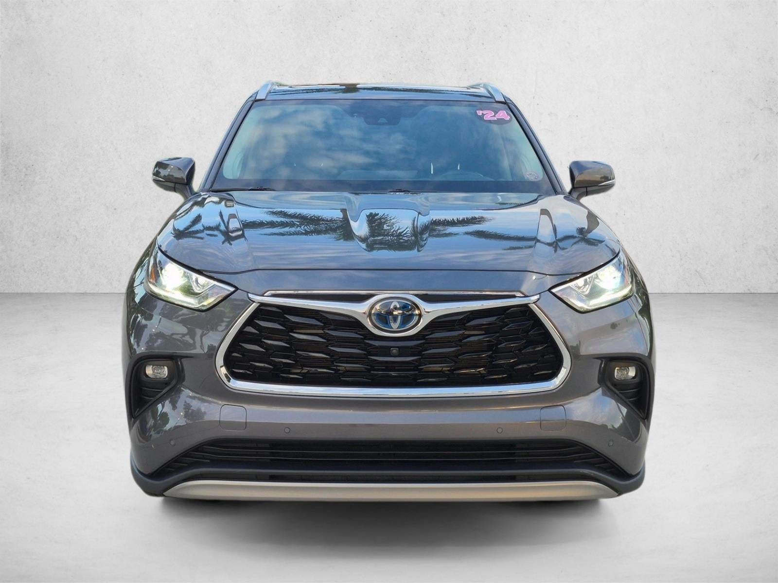2024 Toyota Highlander Hybrid Platinum FWD (Natl)
