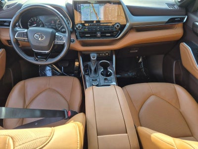 2021 Toyota Highlander Platinum AWD (Natl)