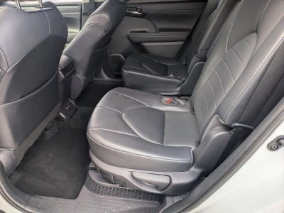 2021 Toyota Highlander Hybrid XLE FWD (Natl)