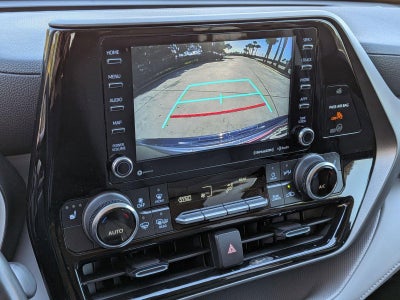 2022 Toyota Highlander XLE FWD (Natl)