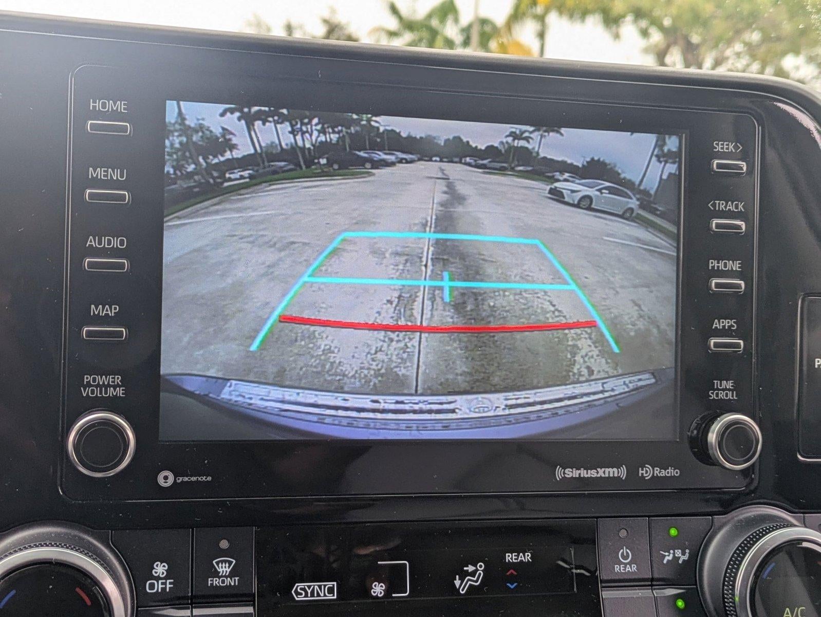 2022 Toyota Highlander XLE FWD (Natl)