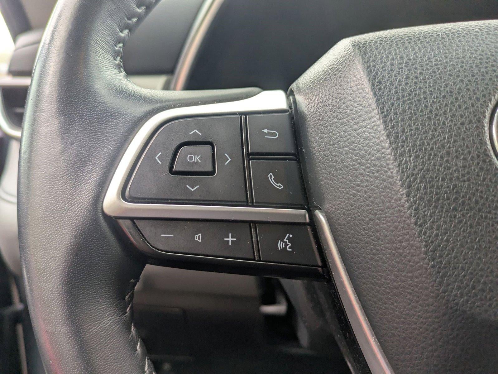 2022 Toyota Highlander XLE FWD (Natl)