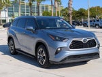 2022 Toyota Highlander XLE FWD (Natl)