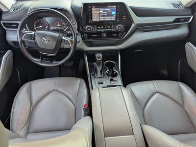 2021 Toyota Highlander XLE FWD (Natl)