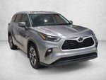 2026 Toyota Highlander Hybrid XLE AWD (Natl)