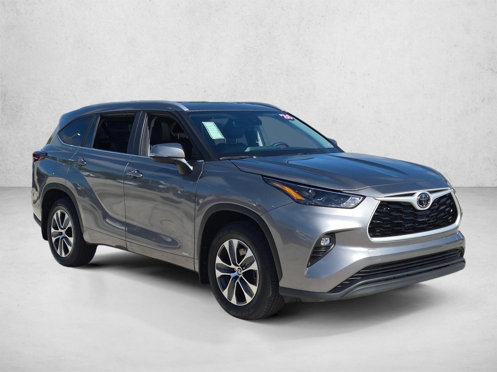 2026 Toyota Highlander Hybrid XLE AWD (Natl)