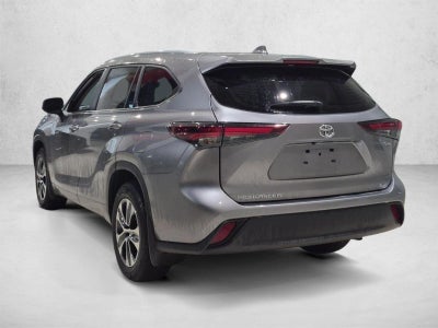 2026 Toyota Highlander Hybrid XLE AWD (Natl)
