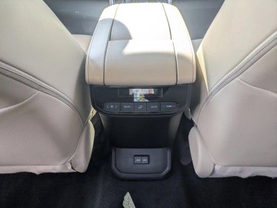 2023 Toyota Highlander XLE FWD (Natl)