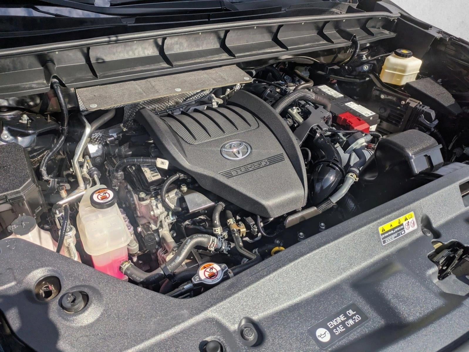 2023 Toyota Highlander XLE FWD (Natl)