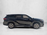 2023 Toyota Highlander XLE FWD (Natl)