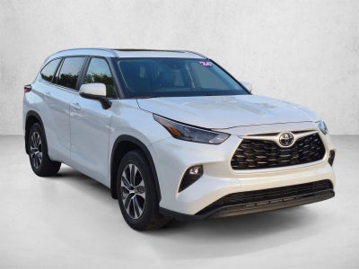 2024 Toyota Highlander XLE FWD (Natl)