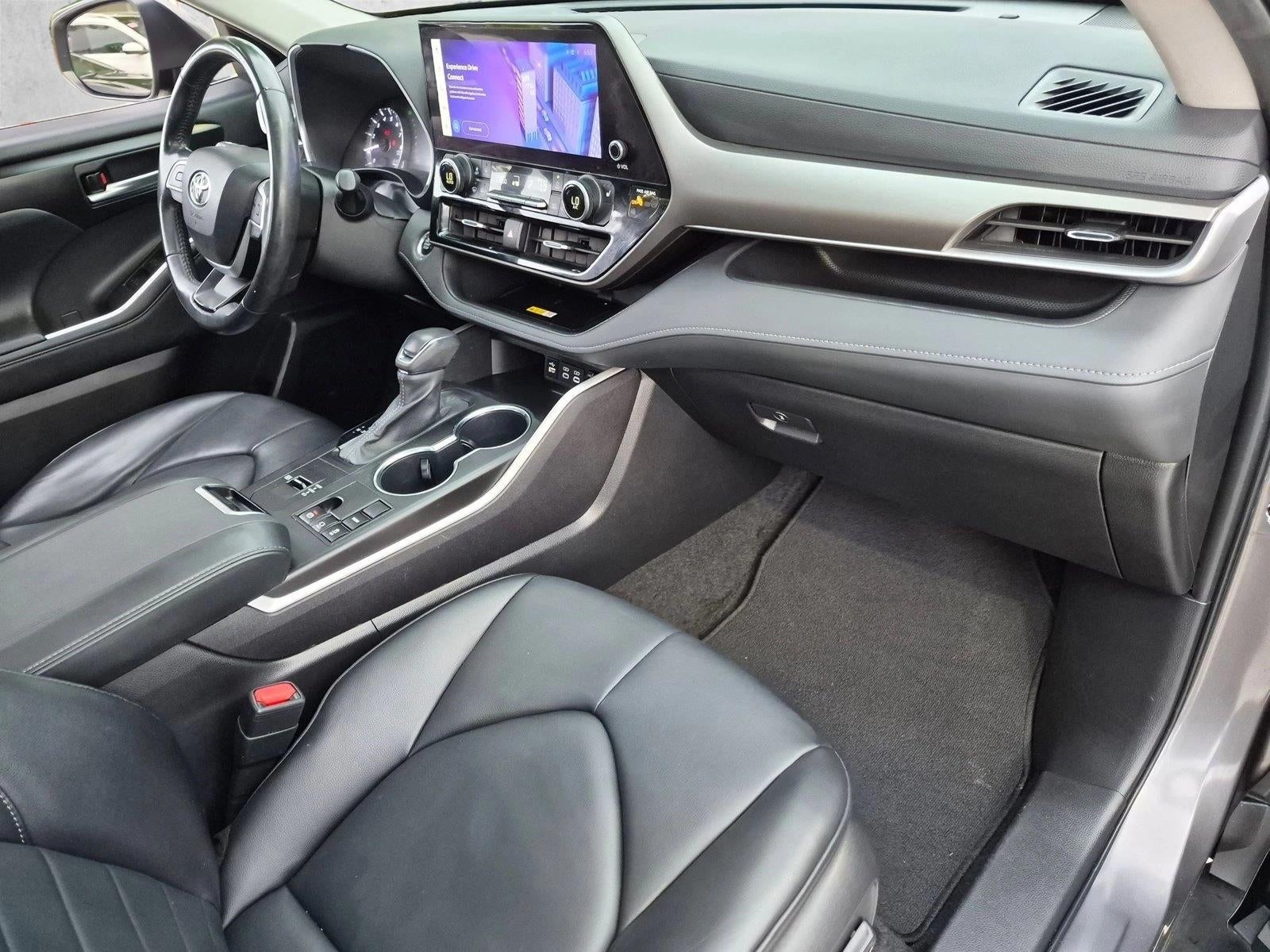 2024 Toyota Highlander XLE FWD (Natl)