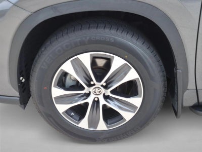 2024 Toyota Highlander XLE FWD (Natl)