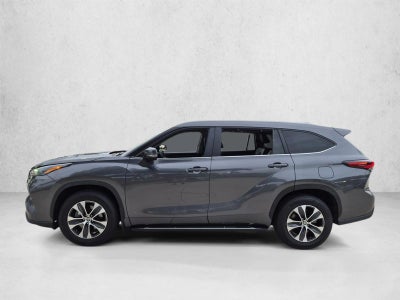 2024 Toyota Highlander XLE FWD (Natl)