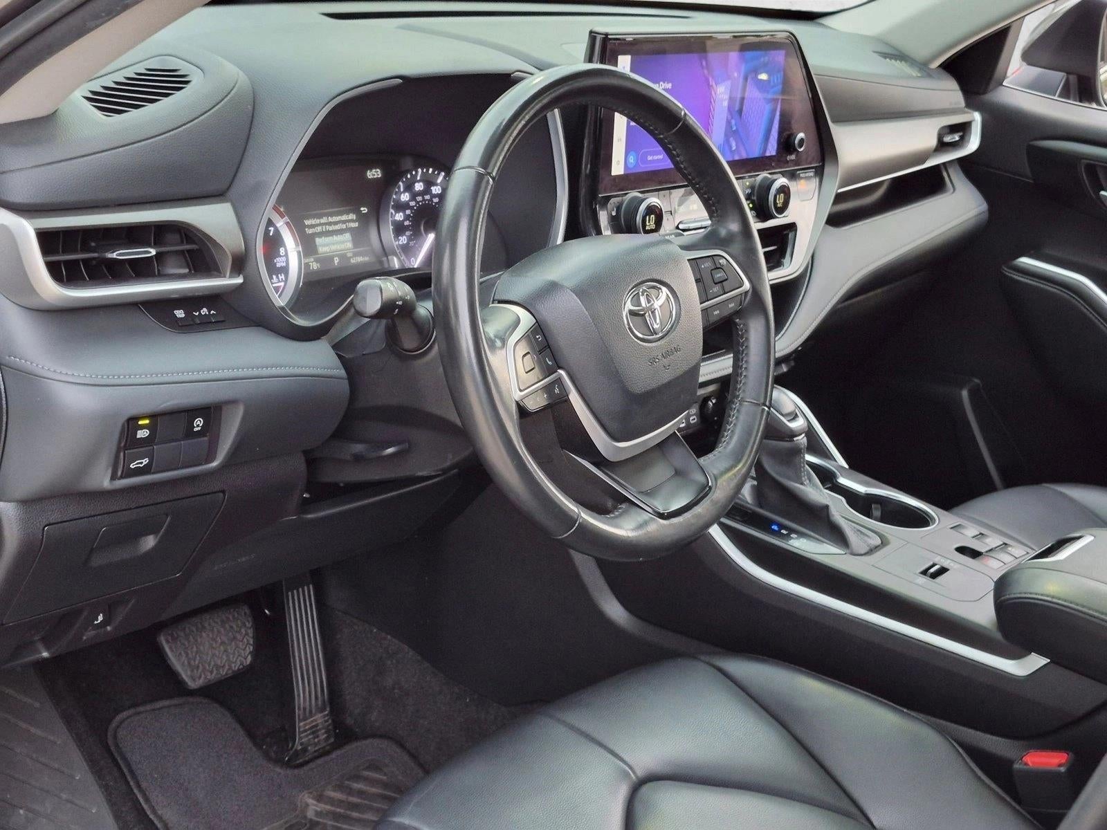 2024 Toyota Highlander XLE FWD (Natl)