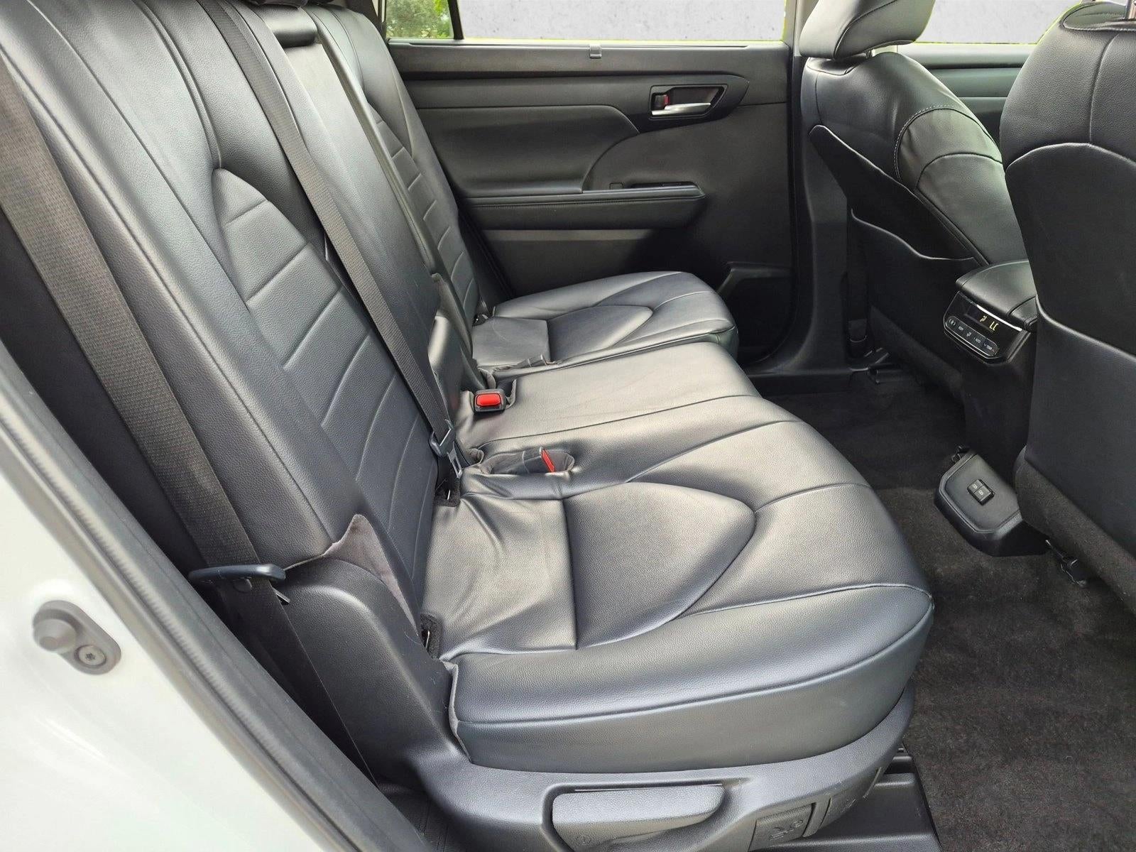 2023 Toyota Highlander XLE FWD (Natl)