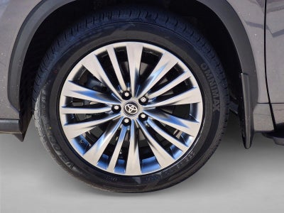2024 Toyota Highlander Platinum FWD (Natl)