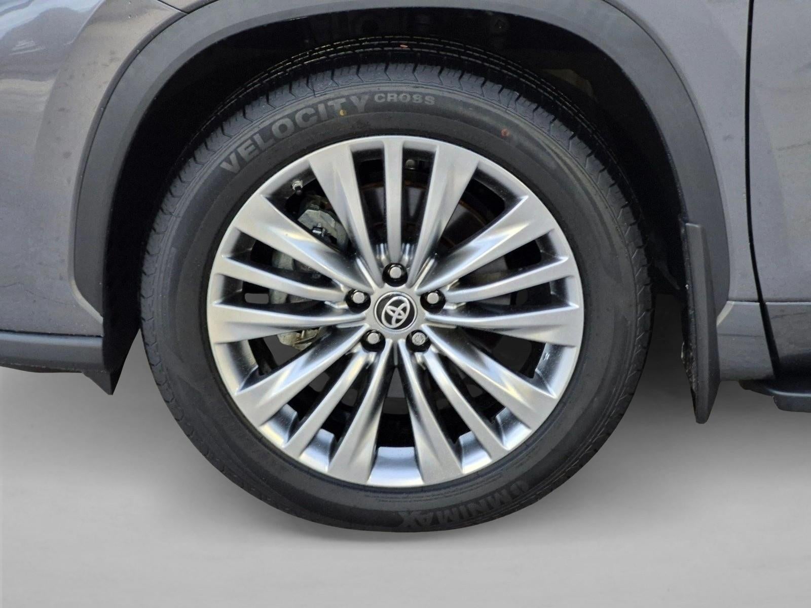 2024 Toyota Highlander Platinum FWD (Natl)