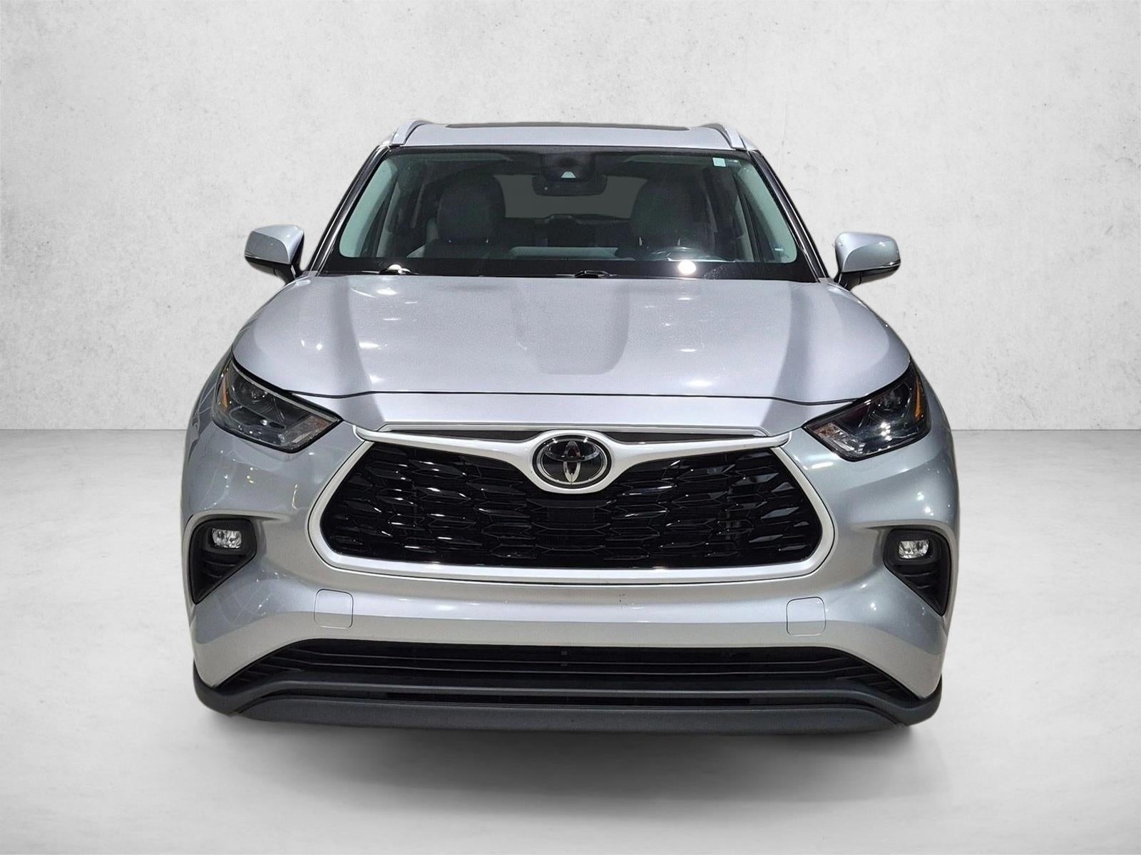 2023 Toyota Highlander XLE FWD (Natl)