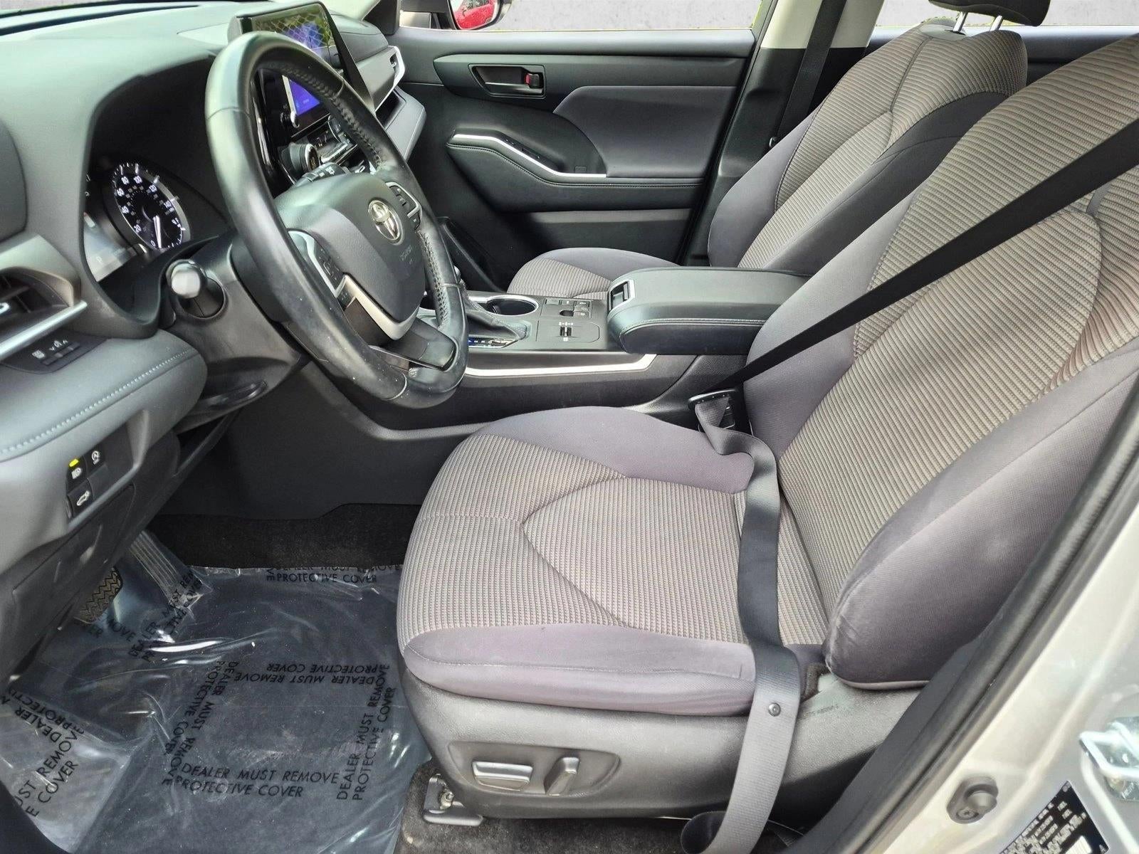 2023 Toyota Highlander LE FWD (GS)