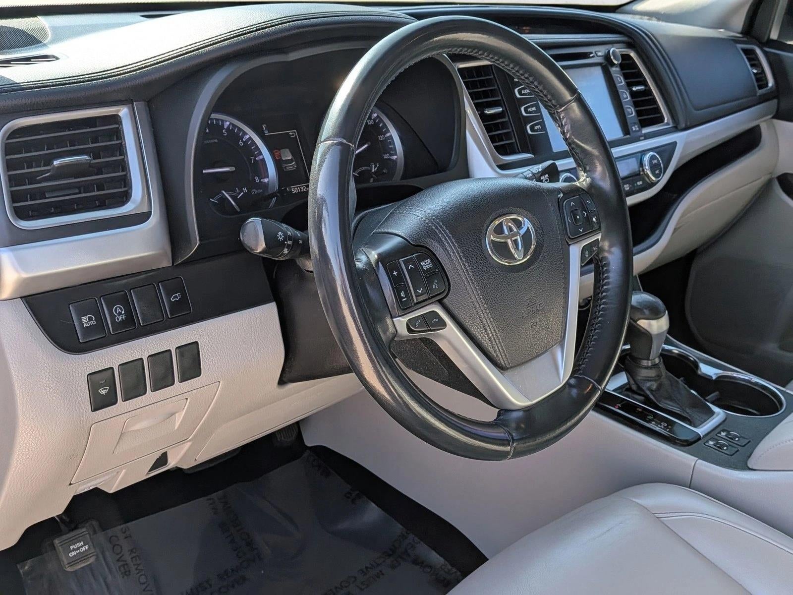 2019 Toyota Highlander XLE V6 FWD (Natl)