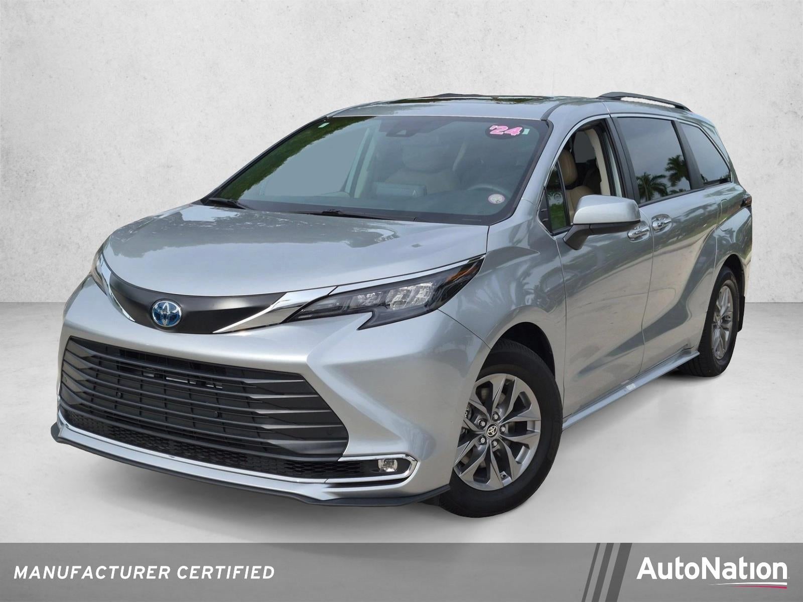 2024 Toyota Sienna XLE FWD 8-Passenger (Natl)