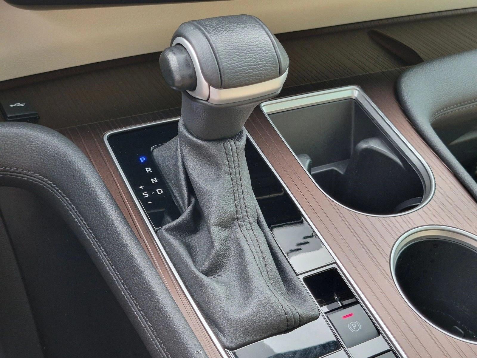 2024 Toyota Sienna XLE FWD 8-Passenger (Natl)
