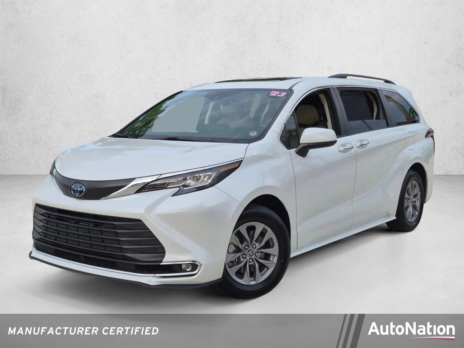 2023 Toyota Sienna XLE FWD 8-Passenger (Natl)