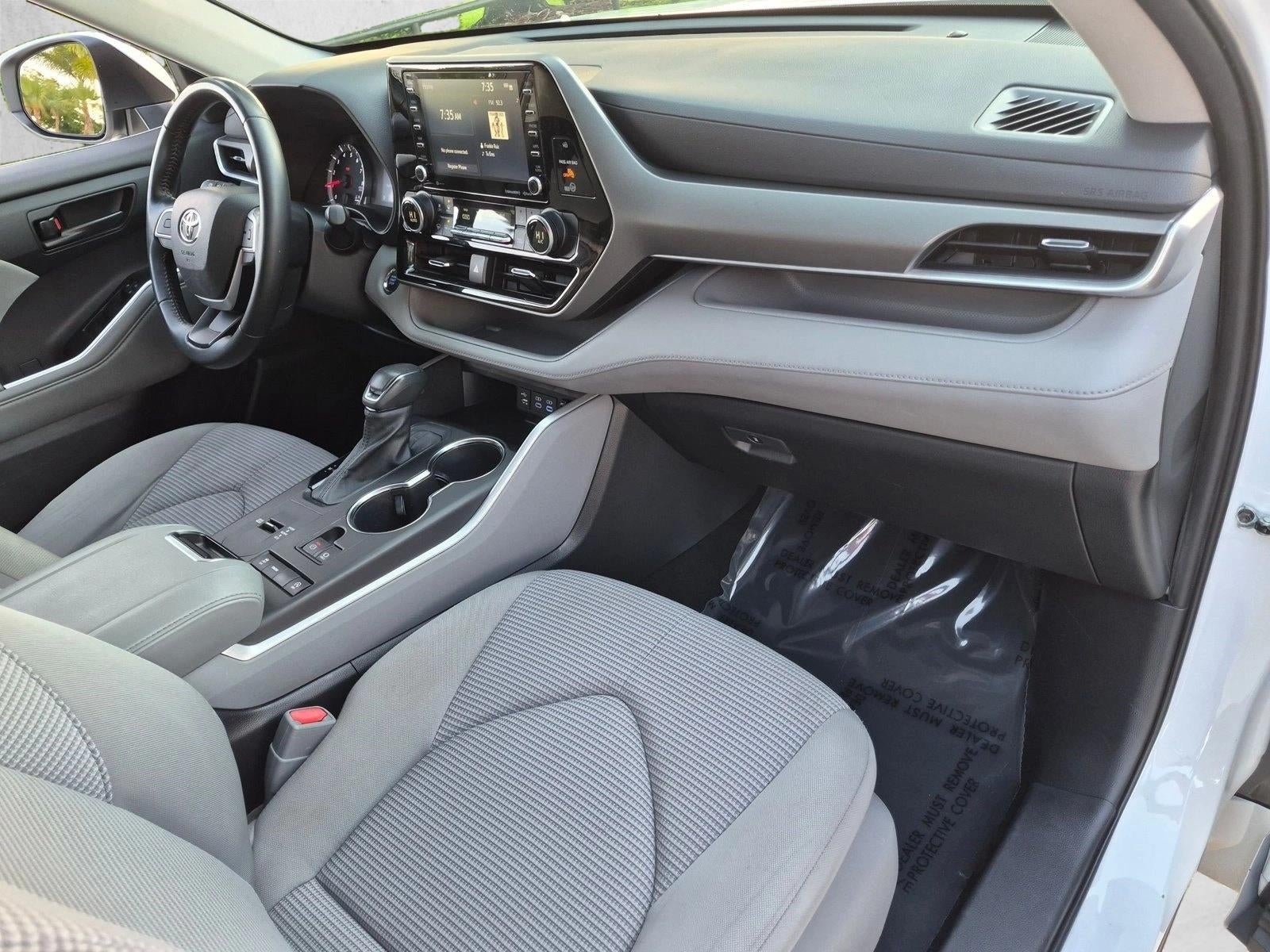 2022 Toyota Highlander LE FWD (GS)