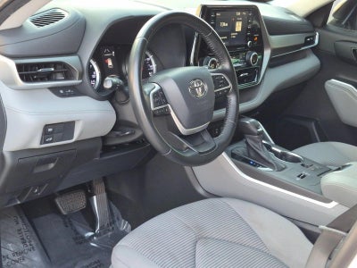 2022 Toyota Highlander LE FWD (GS)