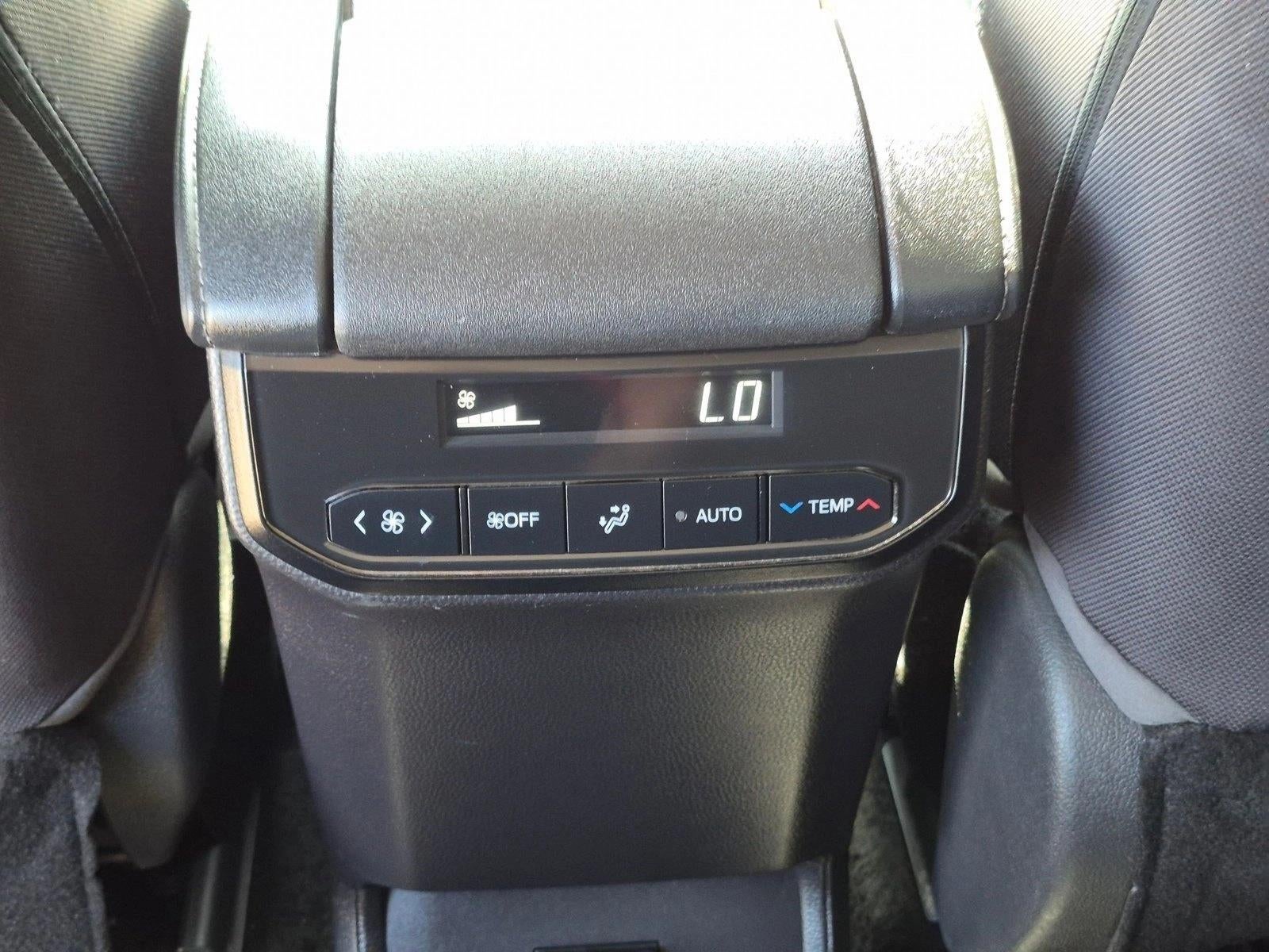 2021 Toyota Highlander LE FWD (GS)