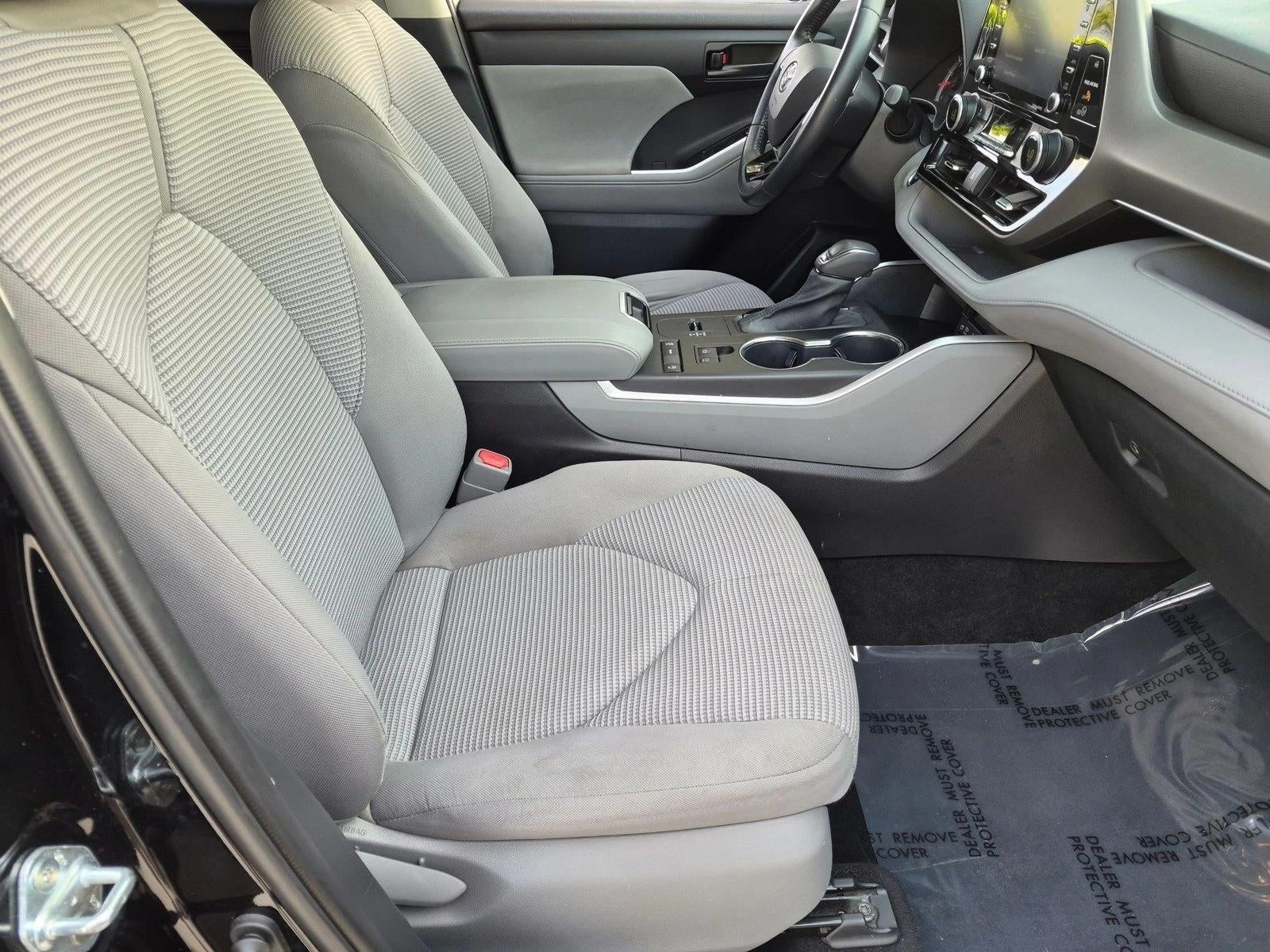 2021 Toyota Highlander LE FWD (GS)