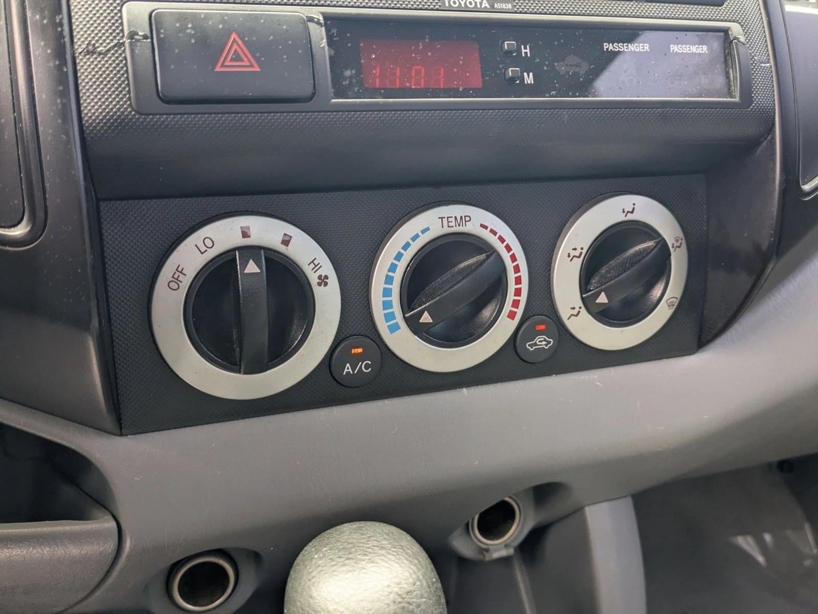 2007 Toyota Tacoma 2WD Regular Cab Standard Bed I4 Automatic (Natl)