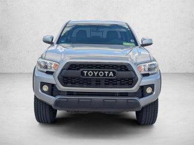 2017 Toyota Tacoma TRD Off Road Double Cab 5' Bed V6 4x4 AT (Natl)