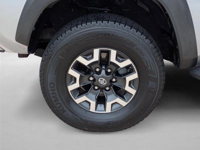 2017 Toyota Tacoma TRD Off Road Double Cab 5' Bed V6 4x4 AT (Natl)