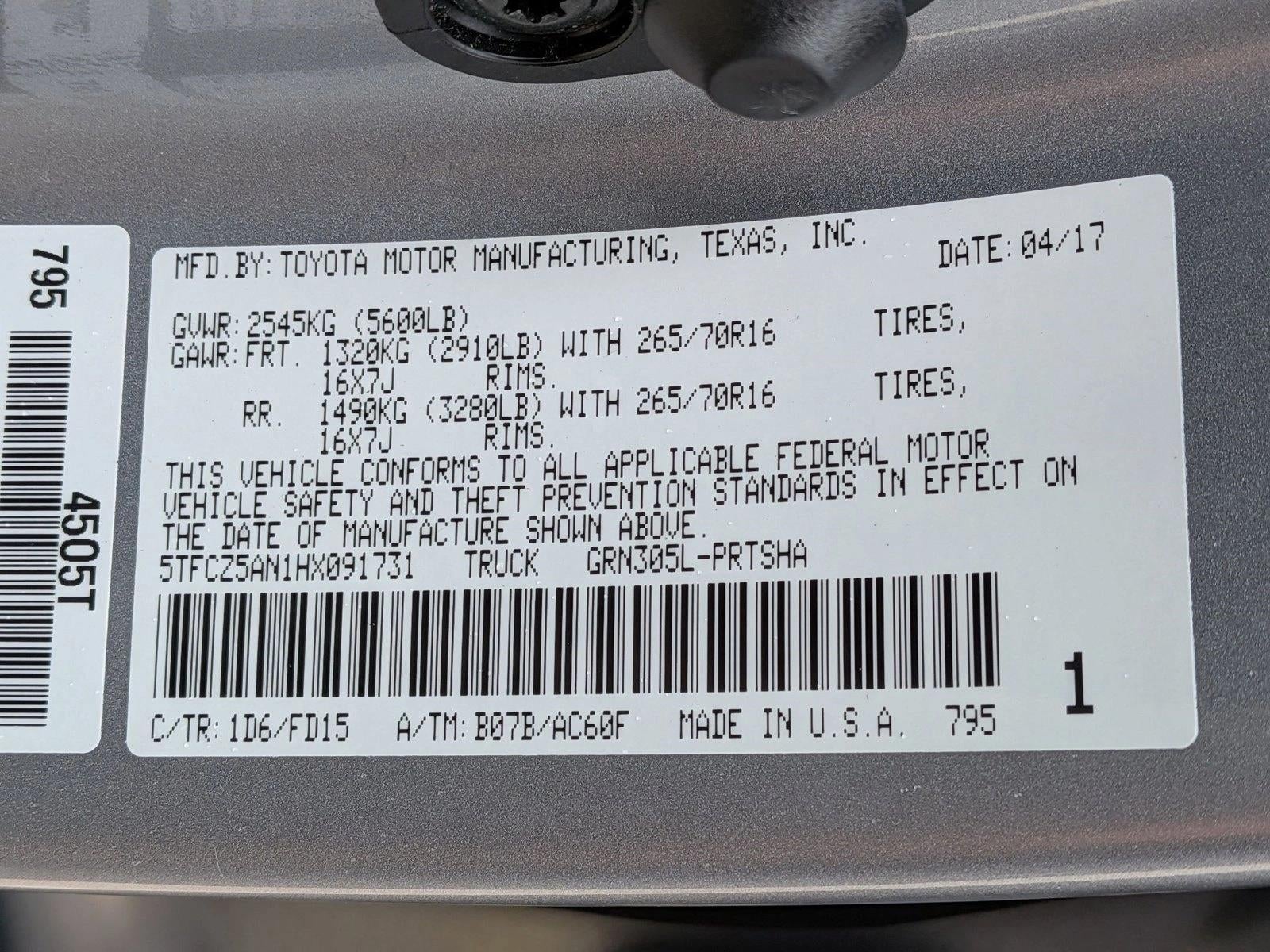 2017 Toyota Tacoma TRD Off Road Double Cab 5' Bed V6 4x4 AT (Natl)