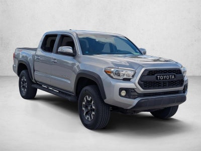 2017 Toyota Tacoma TRD Off Road Double Cab 5' Bed V6 4x4 AT (Natl)