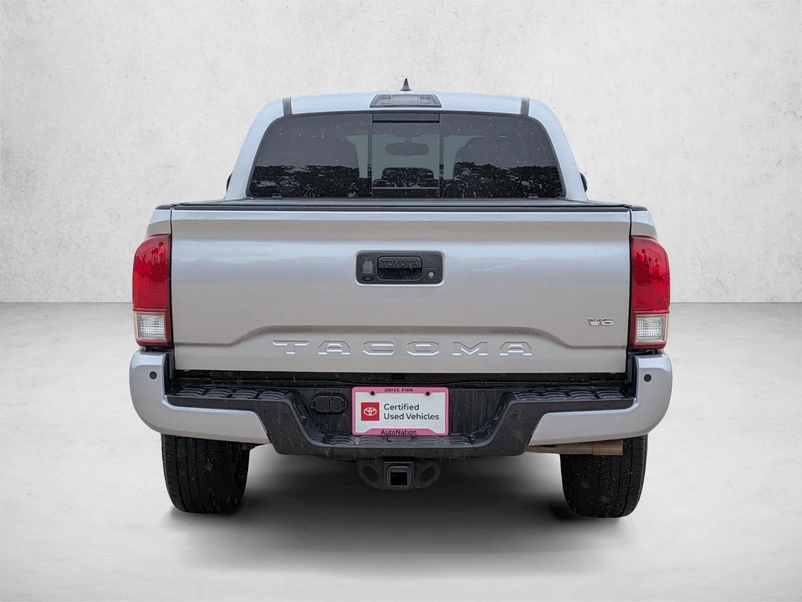 2017 Toyota Tacoma TRD Off Road Double Cab 5' Bed V6 4x4 AT (Natl)